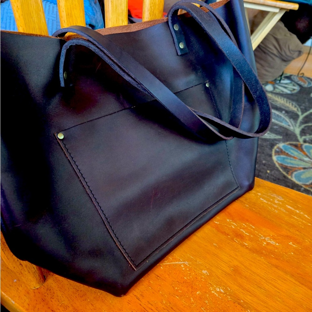 Portland Leather large honey tote with Grizzly handles-gently used